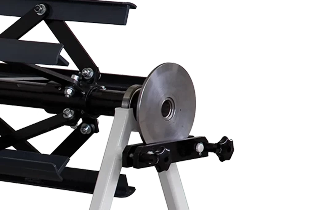 broms på manuell haspel mot vit bakgrund