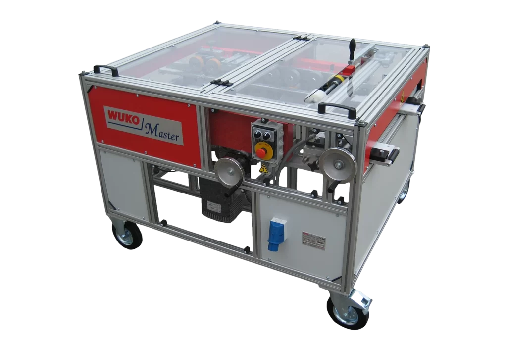 bandtäckningsmaskin wuko master för profilplåt mot vit bakgrund